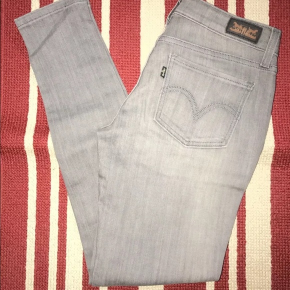 Levi's Denim - NWOT Levis Womens Skinny Jean Size 29x30.